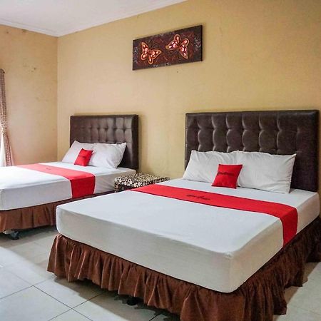 Reddoorz Resort @ Таванґманґу Екстер'єр фото